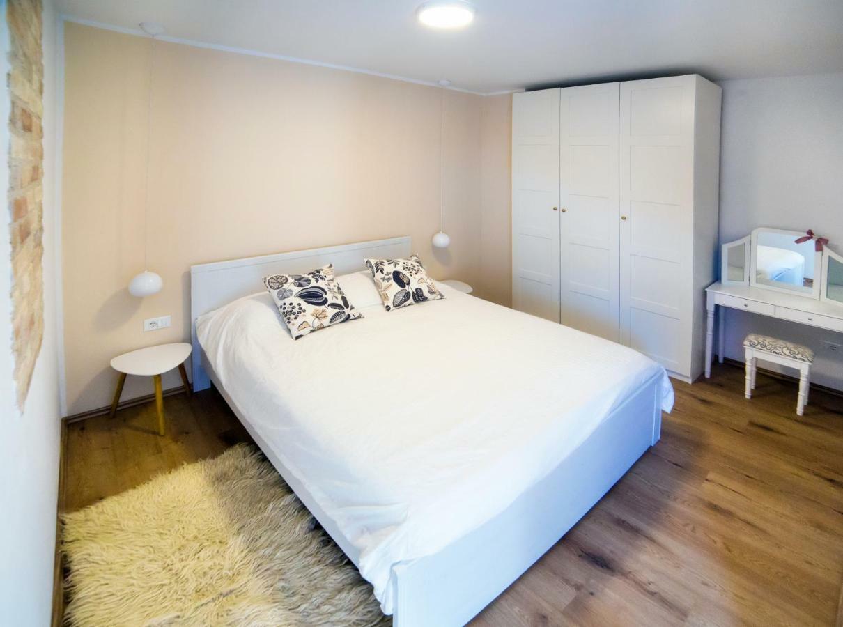 Emma Appartment Пореч Екстер'єр фото