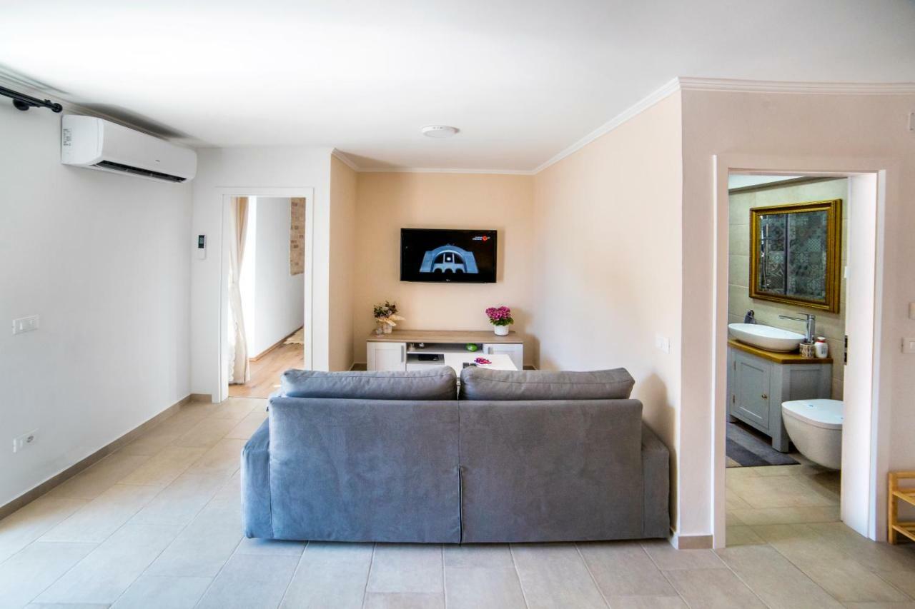 Emma Appartment Пореч Екстер'єр фото